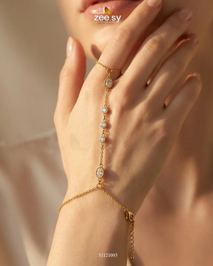 Signature Solitaire Finger Loop Bracelet
